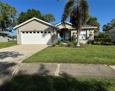 3709 62nd Avenue E - Photo Thumbnail 1