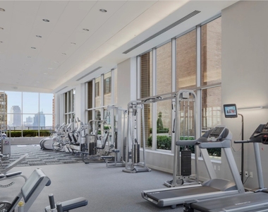 90 Washington Street - Photo Thumbnail 5