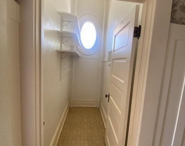 321 W Rio Grande Avenue - Photo Thumbnail 58