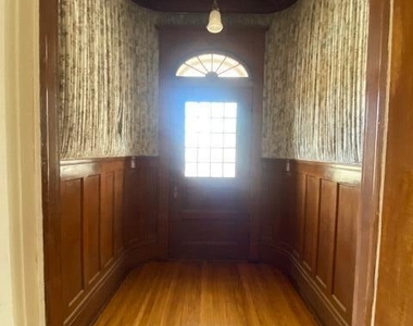 321 W Rio Grande Avenue - Photo Thumbnail 12