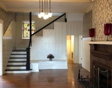 321 W Rio Grande Avenue - Photo Thumbnail 6