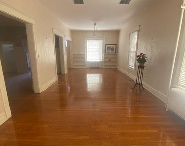 321 W Rio Grande Avenue - Photo Thumbnail 23