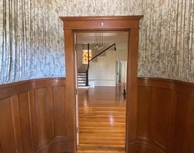 321 W Rio Grande Avenue - Photo Thumbnail 13