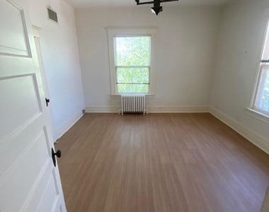 321 W Rio Grande Avenue - Photo Thumbnail 34