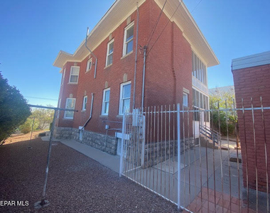 321 W Rio Grande Avenue - Photo Thumbnail 48