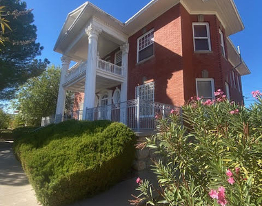 321 W Rio Grande Avenue - Photo Thumbnail 47