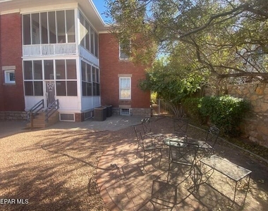 321 W Rio Grande Avenue - Photo Thumbnail 46
