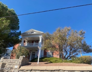 321 W Rio Grande Avenue - Photo Thumbnail 43