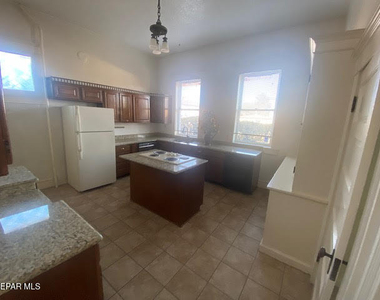 321 W Rio Grande Avenue - Photo Thumbnail 27