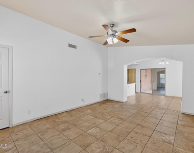 2304 Honey Dew Street - Photo Thumbnail 8