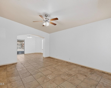 2304 Honey Dew Street - Photo Thumbnail 9