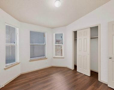 2304 Honey Dew Street - Photo Thumbnail 21