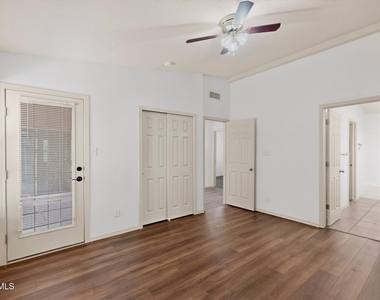 2304 Honey Dew Street - Photo Thumbnail 28