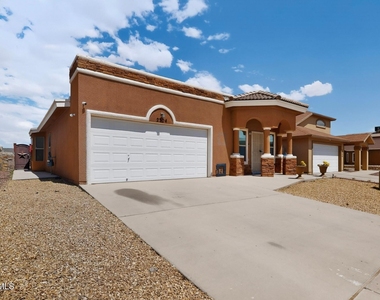 2304 Honey Dew Street - Photo Thumbnail 3