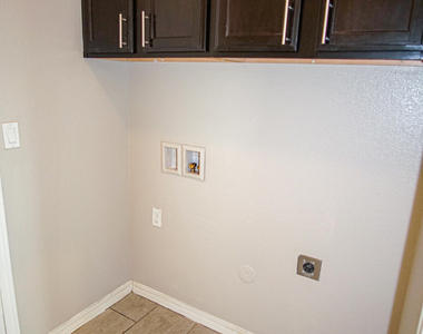 13482 Bradford Street - Photo Thumbnail 12