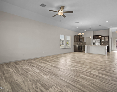 1117 Summer Rain Street - Photo Thumbnail 16