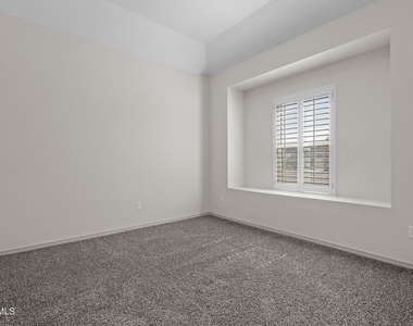 1117 Summer Rain Street - Photo Thumbnail 6
