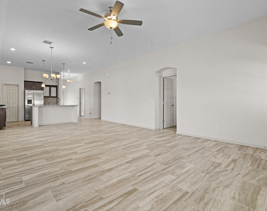 1117 Summer Rain Street - Photo Thumbnail 15