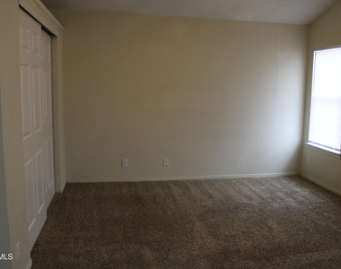 11008 Rogers Hornsby Street - Photo Thumbnail 17