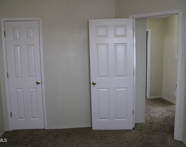 11008 Rogers Hornsby Street - Photo Thumbnail 11