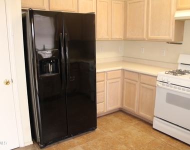11008 Rogers Hornsby Street - Photo Thumbnail 4