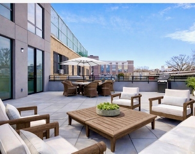 408 Lefferts Avenue - Photo Thumbnail 7