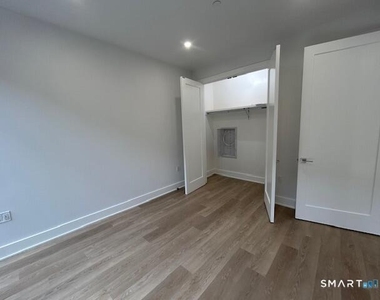 460a Summer Street - Photo Thumbnail 13
