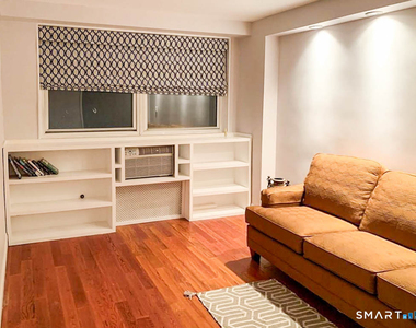 91 Strawberry Hill Avenue - Photo Thumbnail 20