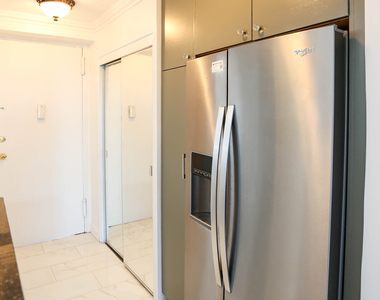91 Strawberry Hill Avenue - Photo Thumbnail 14