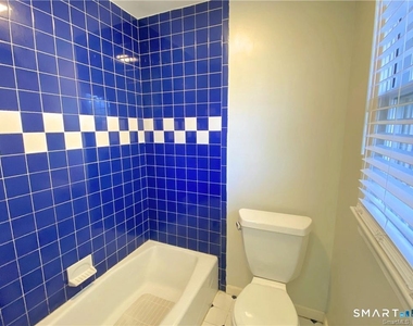 135 Ridgeley Avenue - Photo Thumbnail 10
