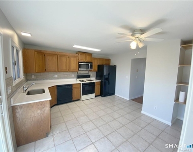 135 Ridgeley Avenue - Photo Thumbnail 1