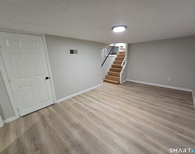157 River Road - Photo Thumbnail 12