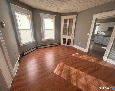 314 Capen Street - Photo Thumbnail 4