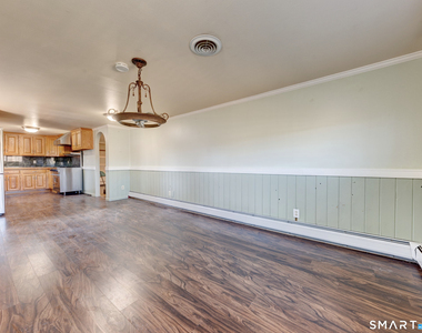 1091 Main Street - Photo Thumbnail 8