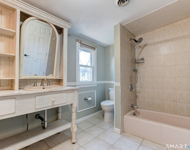 1091 Main Street - Photo Thumbnail 17