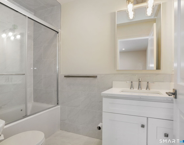 6 Beacon Square - Photo Thumbnail 20