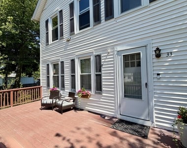 33 Macintosh Road - Photo Thumbnail 1