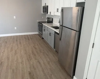 333 State Street - Photo Thumbnail 1