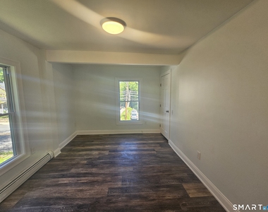 79 Hamilton Avenue - Photo Thumbnail 2