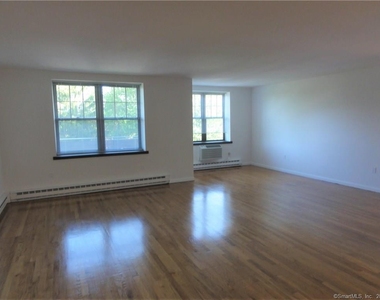 500 Newfield Avenue - Photo Thumbnail 16