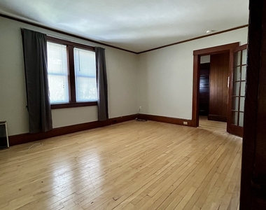 27 Pleasant Street - Photo Thumbnail 1