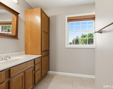 305 Sylvan Street - Photo Thumbnail 23