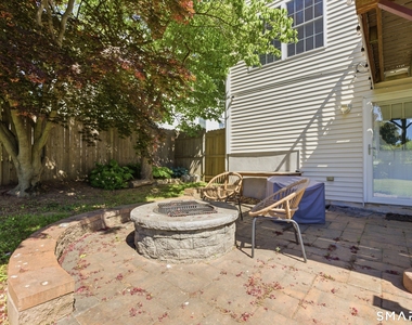 305 Sylvan Street - Photo Thumbnail 28