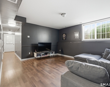 305 Sylvan Street - Photo Thumbnail 14