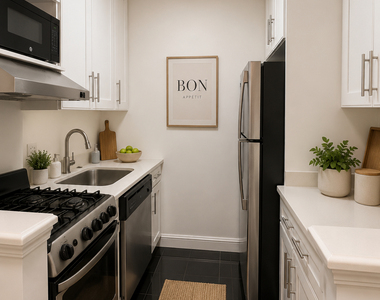 Spacious Upper East Side Studio  - Photo Thumbnail 1