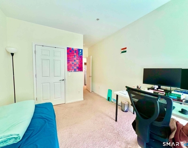 850 Main Street - Photo Thumbnail 13