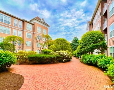 850 Main Street - Photo Thumbnail 1