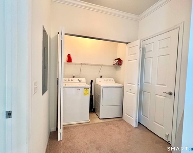 850 Main Street - Photo Thumbnail 8