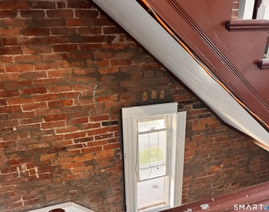 196 Russ Street - Photo Thumbnail 20