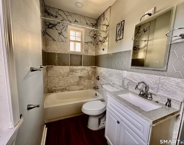 196 Russ Street - Photo Thumbnail 5